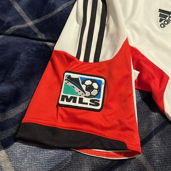 SOLD: Vintage DC United 2012 MLS adidas away jersey - Picture 7 of 10